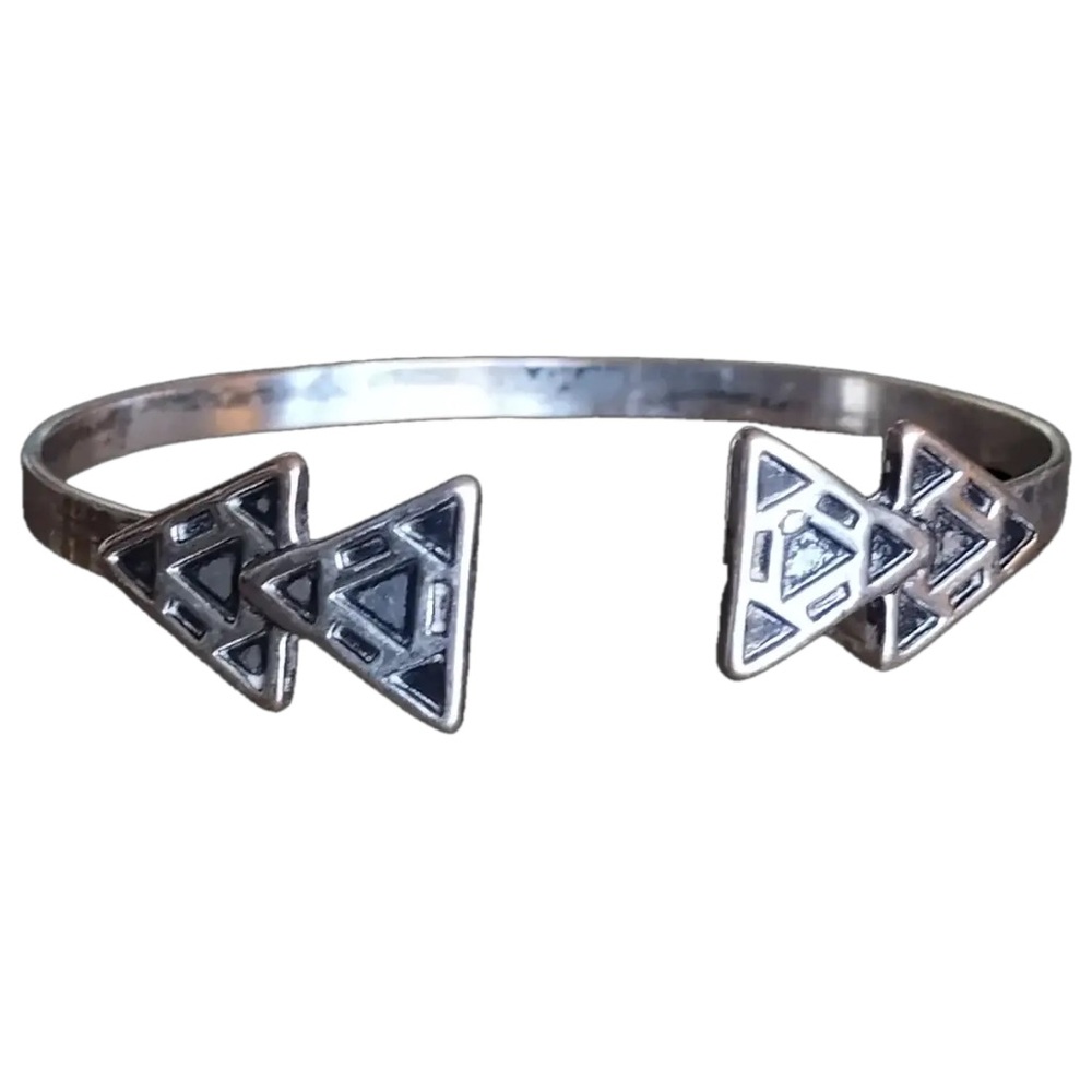 Vintage Silver Tone Southwest Style Cuff Bracelet